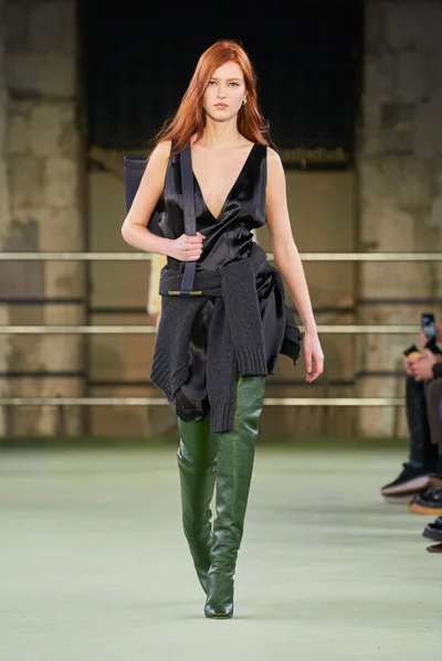 Look 45